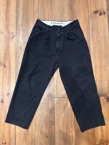 DENHAM 치노 팬츠 BLACK