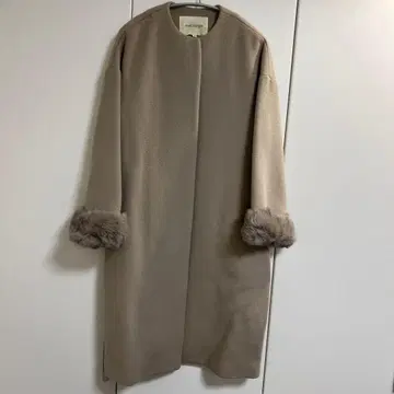 유나이티드 애로우즈 핑크 그레이지 롱 코트 퍼 포함