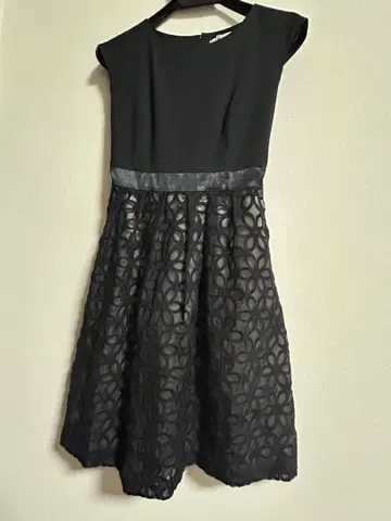 온워드 원피스 드레스