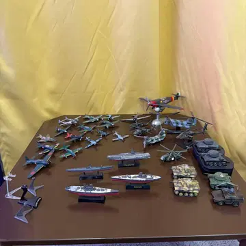 항공기 함선 탱크 미니어처 컬렉션