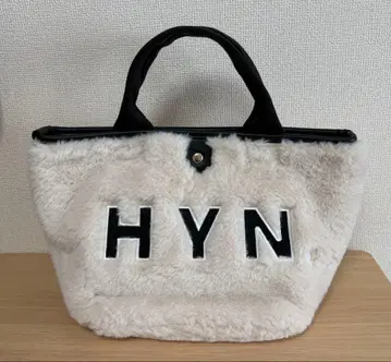 HAYNI 퍼 토트백 아이보리