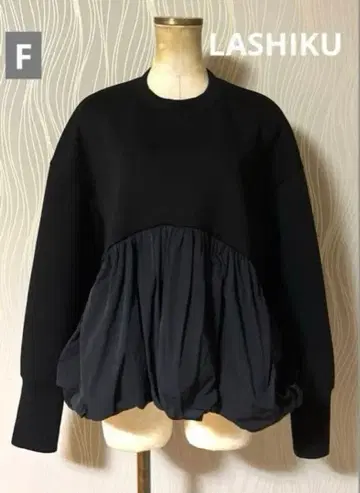 LASHIKU 라시쿠 사토 카나코 콜라보 맨투맨 상의