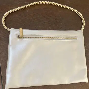 실버 플랩식 숄더백