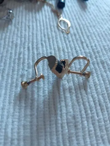 골드 하프문형 귀찌