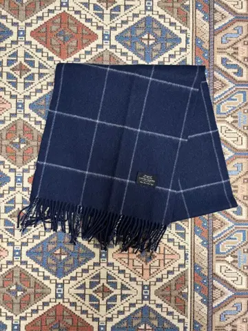 유나이티드 애로우즈 네이비 머플러