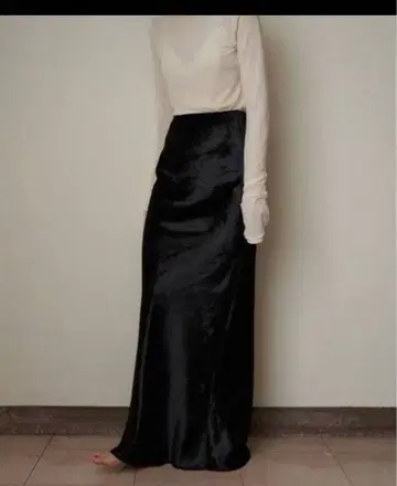 enof 벨벳 롱 스커트 블랙 M 사이즈