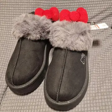 시마무라 헬로키티 페이크 무스탕 신발 M 사이즈 부츠 신발