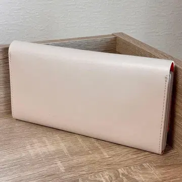 KATE SPADE 화이트 장지갑