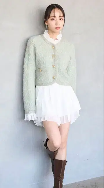 SNIDEL 퍼 라이크 프릴 니트 자켓