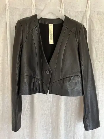 블랙 가죽 크롭 자켓