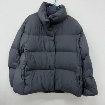 유니클로 다운 자켓 블랙 M 66