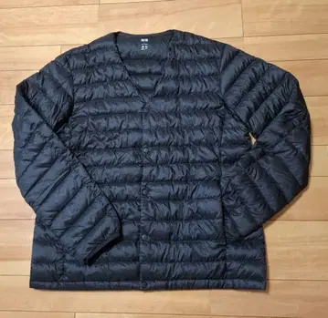UNIQLO 울트라 라이트 다운 컴팩트 자켓 V넥