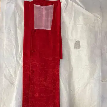 빨간색 무늬 기모노