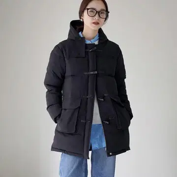 Cape Heights 블랙 다운 자켓