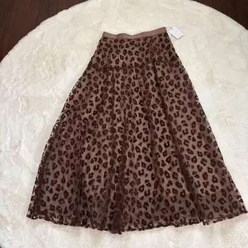 미사용 새상품 노엘라 플레어 스커트