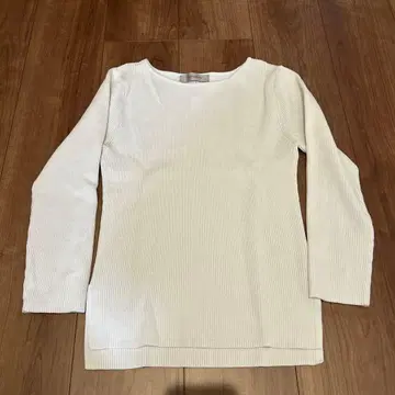 JUSGLITTY 화이트 리브 니트