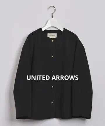 UNITED ARROWS W 노카라 메탈 버튼 숏코트
