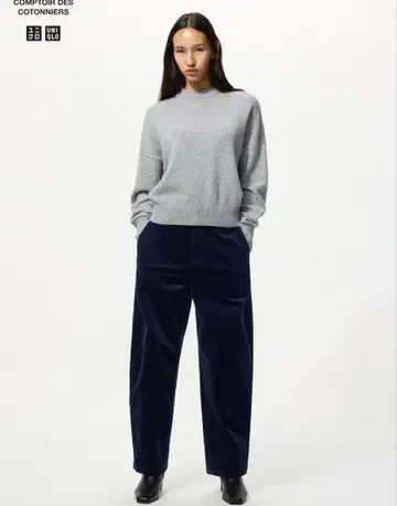 [ UNIQLO ] 코듀로이 커브 팬츠 M 사이즈 네이비