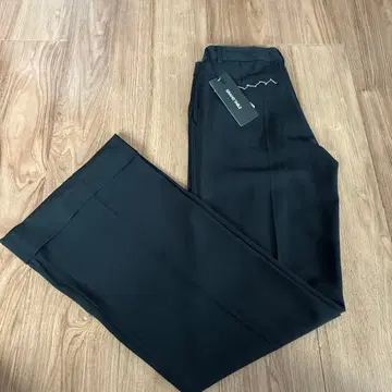 GRAND TABLE [ 새상품 택 포함 ] 슬랙스 M