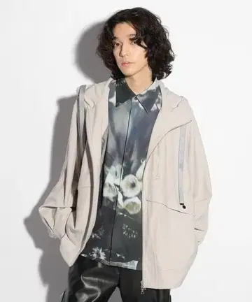 HARE OVER 후드 블루종