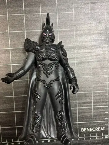 인기 레어! 특촬물 피규어 울트라맨 엠페라 외계인