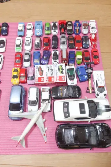 새상품 토미카 포함 미니카 47대 세트 2