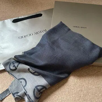 조르지오 아르마니 로고 스톨 하자품