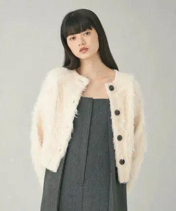 EMMEL REFINES 빅 버튼 샤기 가디건