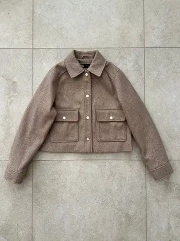 자라 SOFT SHORT JACKET 크롭 워크 자켓 베이지