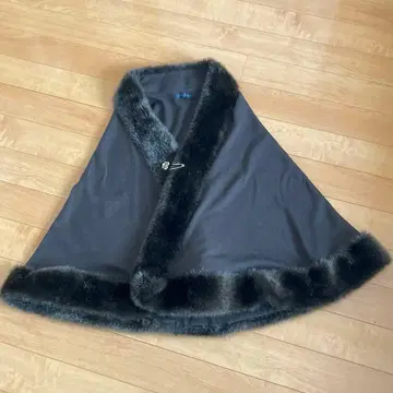 INTERMODE 브라운 퍼 포함 케이프 코트 숄 머플러