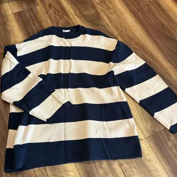 네이비 베이지 스트라이프 니트 스웨터 L