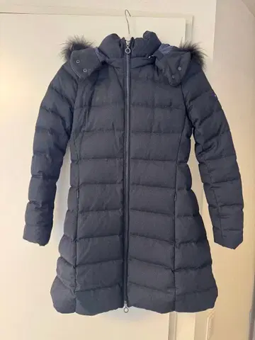 TATRAS 후드 부착 다운 자켓 네이비