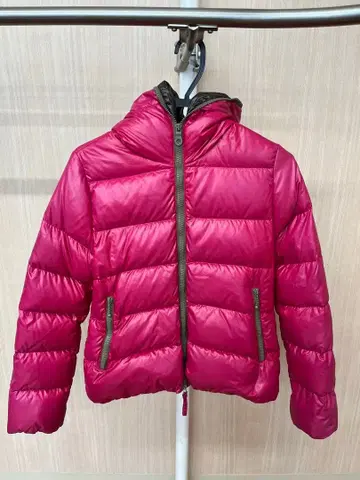 핑크 후드 부착 다운 자켓