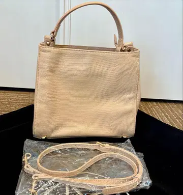 CHARUER 백 베이지