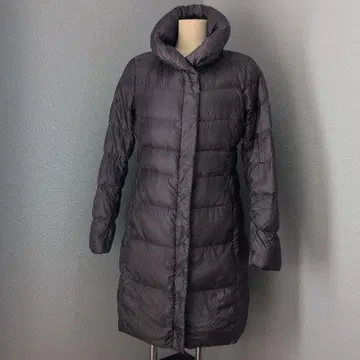 UNIQLO 다크 그레이 후드 부착 다운 자켓