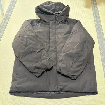 UNIQLO U 퍼프 테크 볼륨 후드티 M 사이즈 다크 브라운