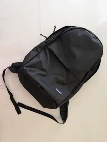Patagonia 블랙 백팩