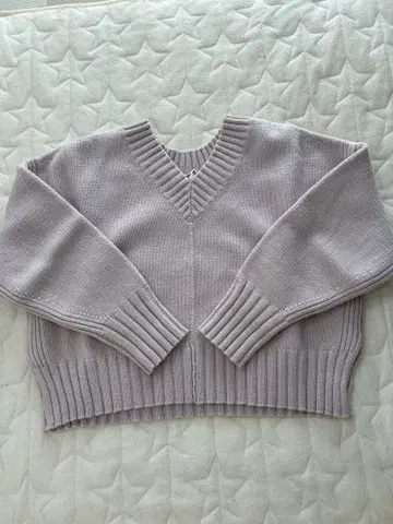 투모로우랜드, 캐시미어 100% 니트