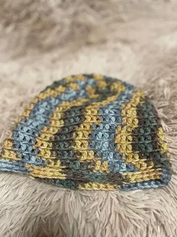 스트라이프 무늬 비니 모자