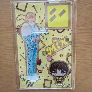 M!LK 요시다 진토 아크릴 스탠드 아크스타 픽셀 M!X