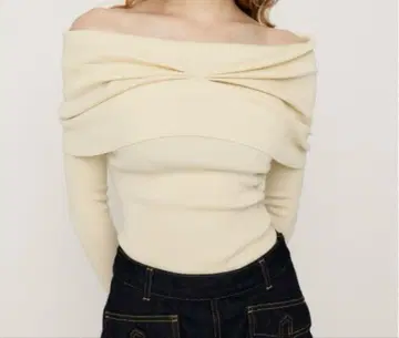 SLY 오프숄더 니트 상의