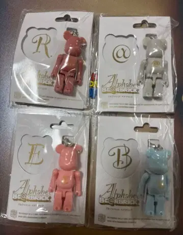 2012년 데드스탁 Alphabet BE@RBRICK 베어브릭 4개