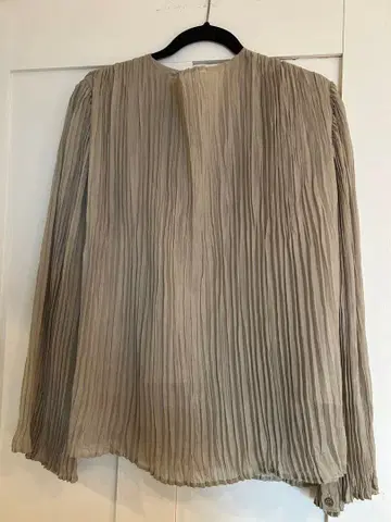 HYKE 플리츠 긴팔 셔츠 사이즈 1 베이지