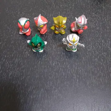 츠부라야 히어로 손가락 인형 6체 세트