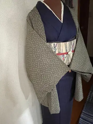 겉옷 끈 그레이