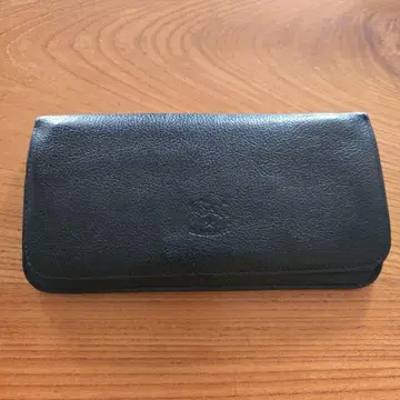 IL BISONTE 일비종떼 블랙 가죽 장지갑 라운드 지퍼