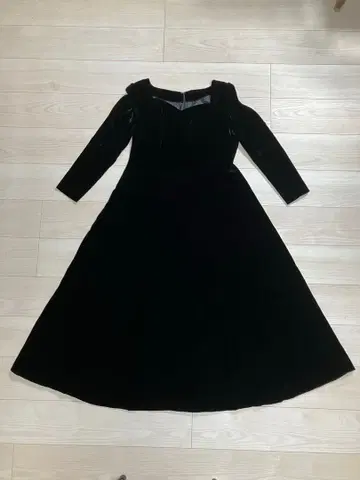 블랙 벨벳 롱 드레스