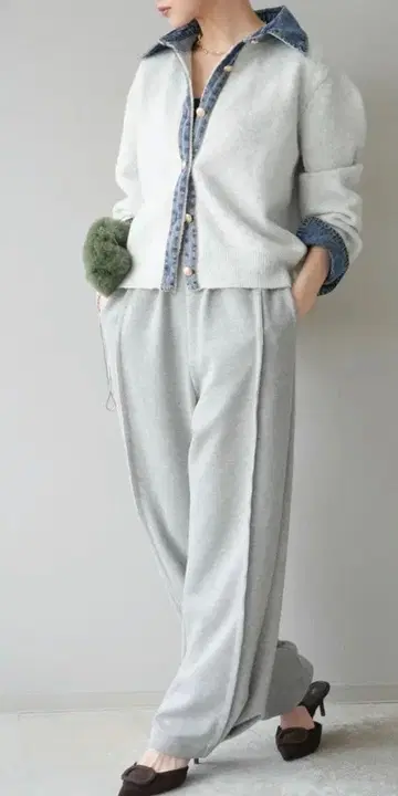 뤼미에 데님 옷깃 버튼 니트 가디건 + 2WAY 디자인 스웨트 팬츠