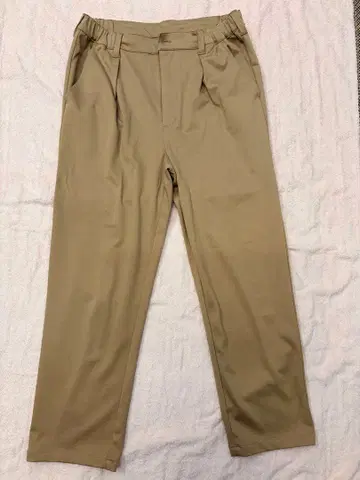 파크 옷장 Re-LABEL- 베이지 플리츠 슬랙스