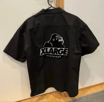 새상품급 XLARGE 블랙 반팔 워크 셔츠 L